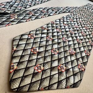 Brioni Gray & Black Diamonds & Red Squares 100% Silk Designer Men’s Tie Necktie‎